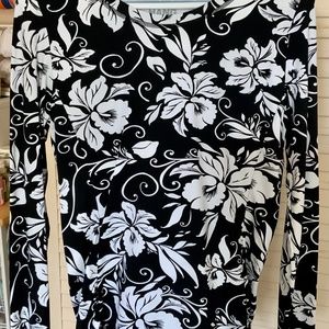 Hang Ten women’s long sleeved rash guard